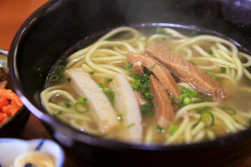 八重そばとソーキそばの違いを知って「三川食堂」で味わう究極の一杯【沖縄県、石垣市】
