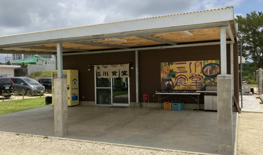 迷ったらここ！地元民にも愛される石垣島で人気のランチなら三川食堂 |三川食堂