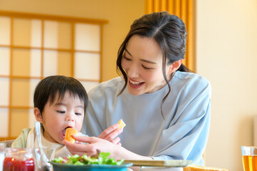石垣島で子連れランチを楽しむなら三川食堂!| 地元の味とやさしさを満喫 |三川食堂