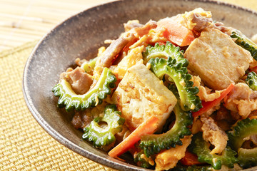 石垣島で美味しい夜ご飯を食べるなら | 地元で愛される三川食堂がおすすめ！|三川食堂